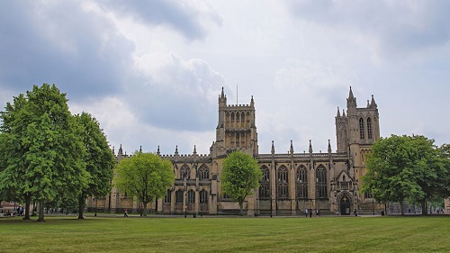 英国留学生学术论文辅导
