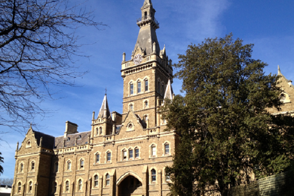 莫纳什大学申诉辅导