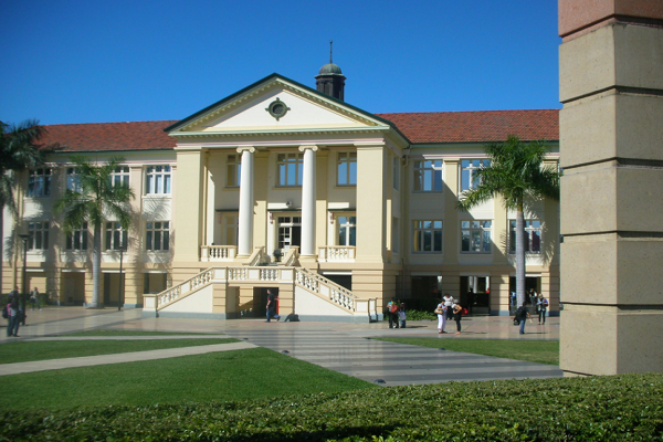 伦敦大学国王学院教育管理本科课程辅导