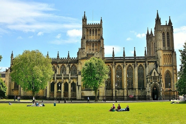 英国考文垂大学会计与金融硕士学习指南