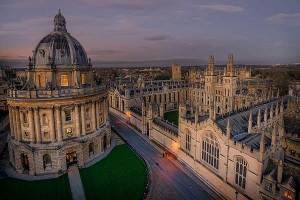 英国大学